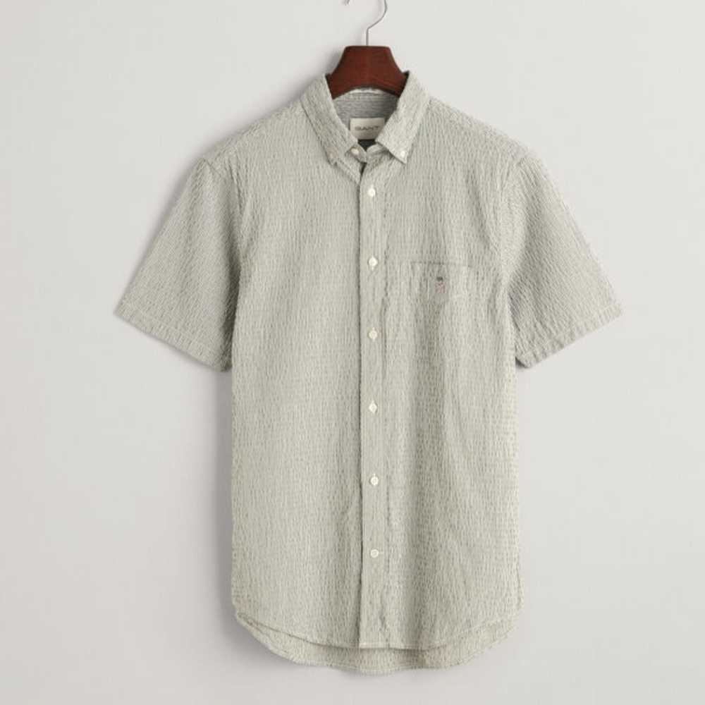 Vintage GANT Seersucker Short Sleeve Button Down Shirt Size Large Made in USA